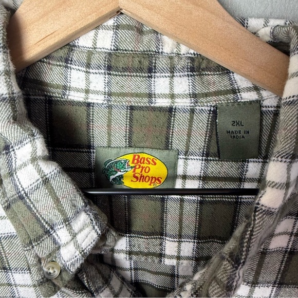 Bass Pro Shop Mens 100% Cotton Green Long Sleeve Button Down Flannel size 2XL - Picture 4 of 14